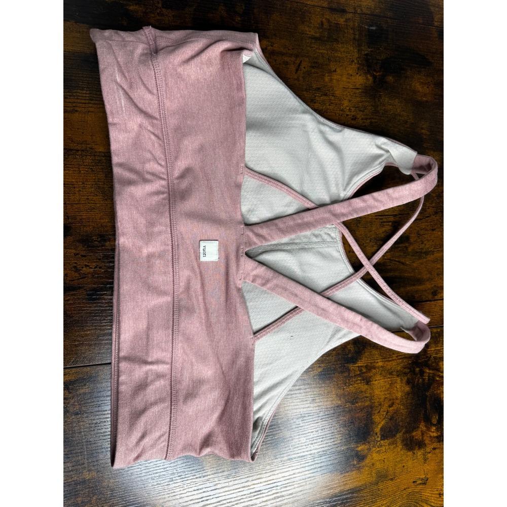 Vuori Yosemite Sports Bra Dusty Rose Pink Strappy Crossover Back Yoga Top Womens